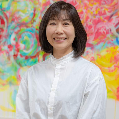 代表取締役：青柳美保