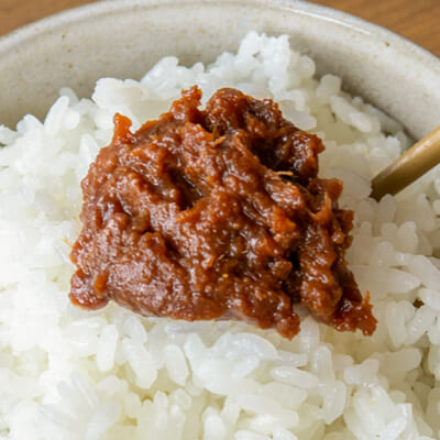 ハーブを食べて育った豚肉を使用